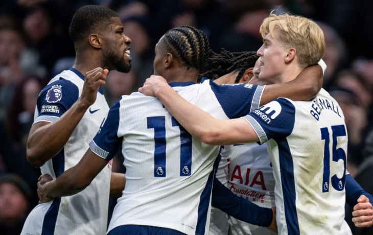 «Тоттенхэм» с минимальным счетом обыграл «Манчестер Юнайтед» в матче чемпионата Англии «Тоттенхэм» с минимальным счетом обыграл «Манчестер Юнайтед» в матче чемпионата Англии