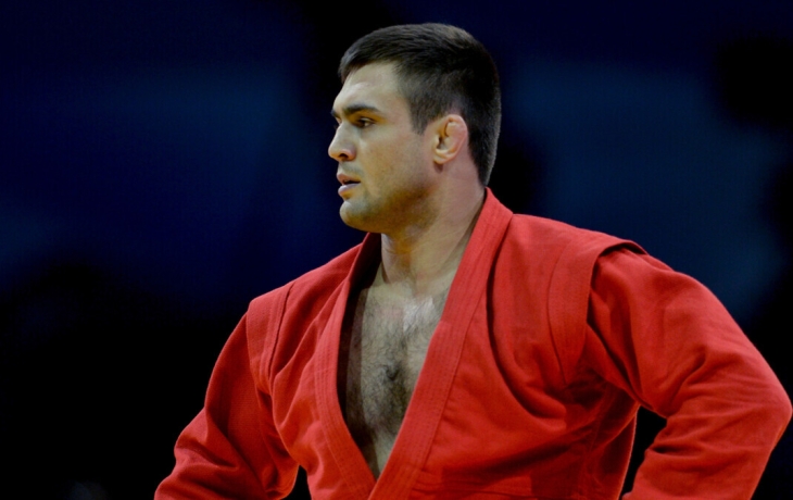 Российские самбисты завоевали пять золотых медалей во второй день чемпионата Европы