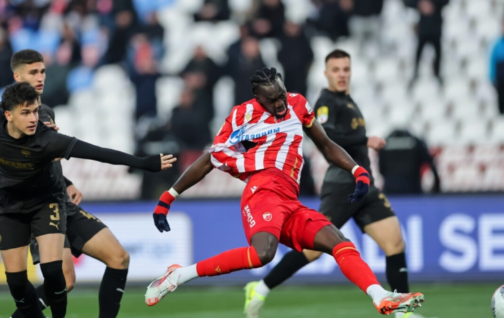 Гол Николича с пенальти на 90+5‑й минуте спас &laquo;Партизан&raquo; от поражения в матче с &laquo;Црвеной Звездой&raquo;