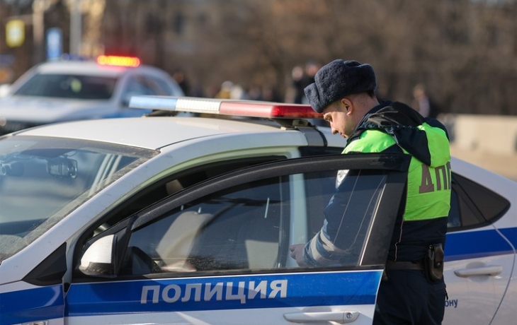 Lada Priora влетела в толпу людей на пешеходном переходе