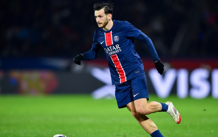 Хвича Кварацхелия высказался о дебютном матче за «ПСЖ» Хвича Кварацхелия высказался о дебютном матче за «ПСЖ»