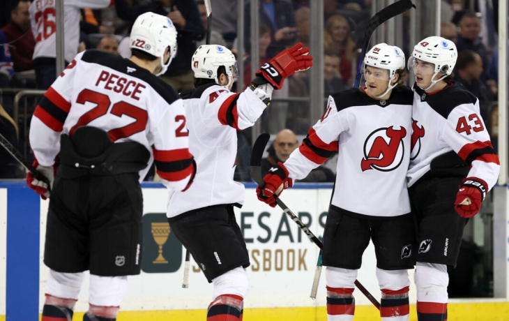 «Нью‑Джерси» переиграл «Бостон» в матче НХЛ, прервав серию поражений «Нью‑Джерси» переиграл «Бостон» в матче НХЛ, прервав серию поражений