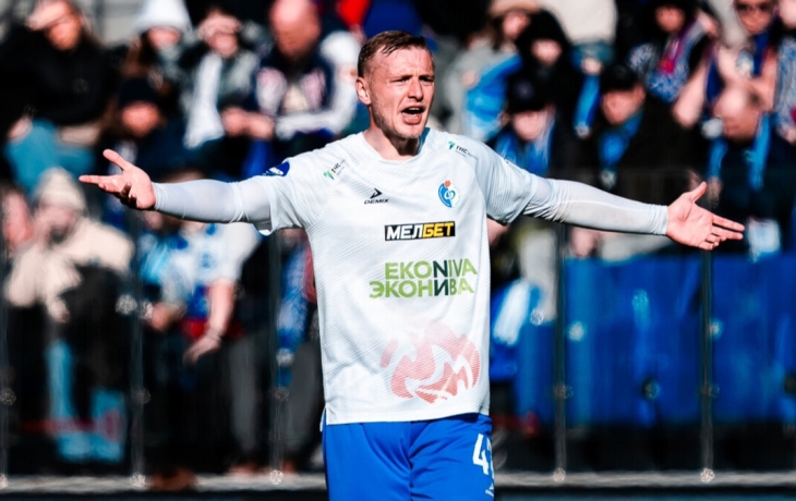 &laquo;Меняют тренеров, а они все равно свою денежку получают&raquo;. Ловчев &mdash; о футболистах &laquo;Факела&raquo; после разгрома от &laquo;Краснодара&raquo;