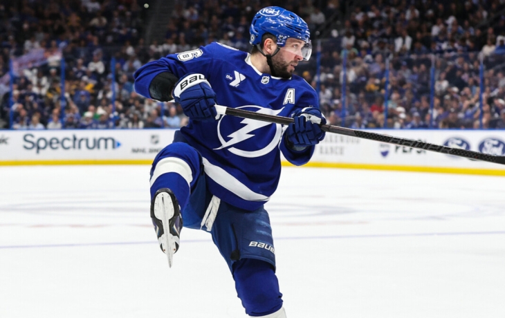 Кучеров &mdash; четвертый хоккеист в истории НХЛ, сделавший 80 передач в трех сезонах подряд