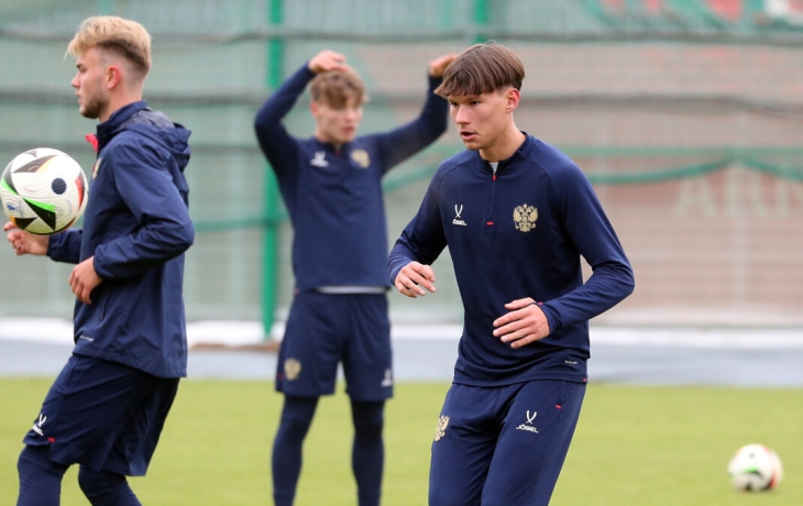 Взятый в аренду у &laquo;Зенита&raquo; защитник Бардачев покинул &laquo;Урал&raquo;