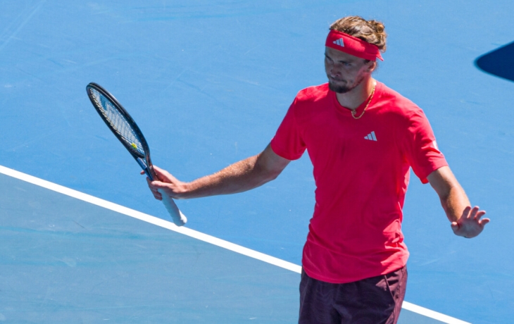 Зверев переиграл Шевченко и вышел в четвертьфинал теннисного турнира в Рио