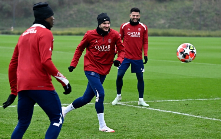 Сафонов и Кварацхелия вместе вышли на тренировку в составе &laquo;ПСЖ&raquo;