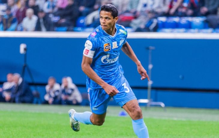 Денис Давыдов &mdash; о вызове Сантоса в сборную России: &laquo;Это лучший левый защитник&raquo;