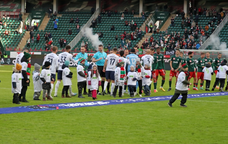 Сын экс‑футболиста сборных СССР и России Ахрика Цвейбы возглавил молодежную команду «Сочи» Сын экс‑футболиста сборных СССР и России Ахрика Цвейбы возглавил молодежную команду «Сочи»