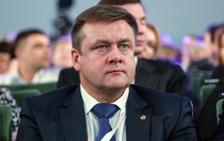 ФСБ почти год следила за обвиняемым во взятке экс-губернатором ФСБ почти год следила за обвиняемым во взятке экс-губернатором