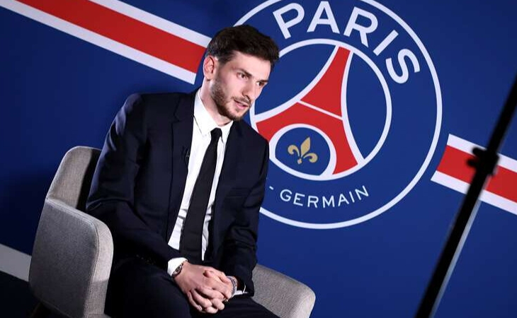 Семин: &laquo;Переход Кварацхелии в &laquo;ПСЖ&raquo; можно назвать достаточно сложным. Он был для болельщиков &laquo;Наполи&raquo; вторым Марадоной&raquo;