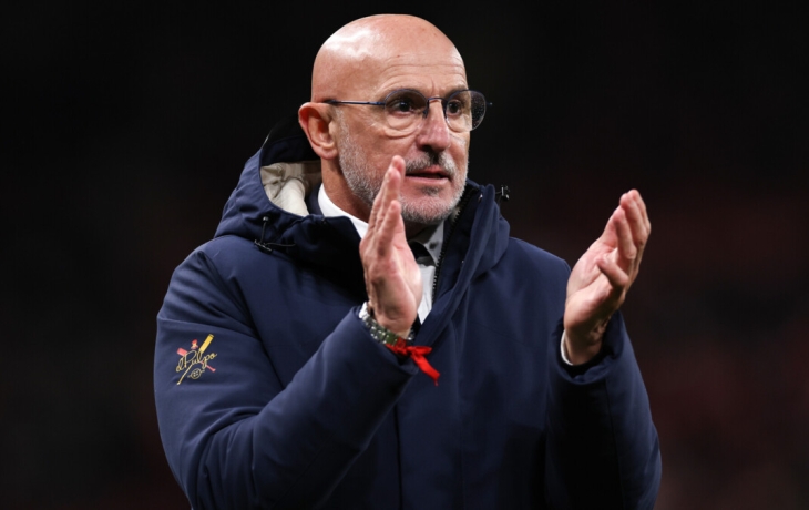 Тренер сборной Испании по футболу включил сына в тренерский штаб национальной команды