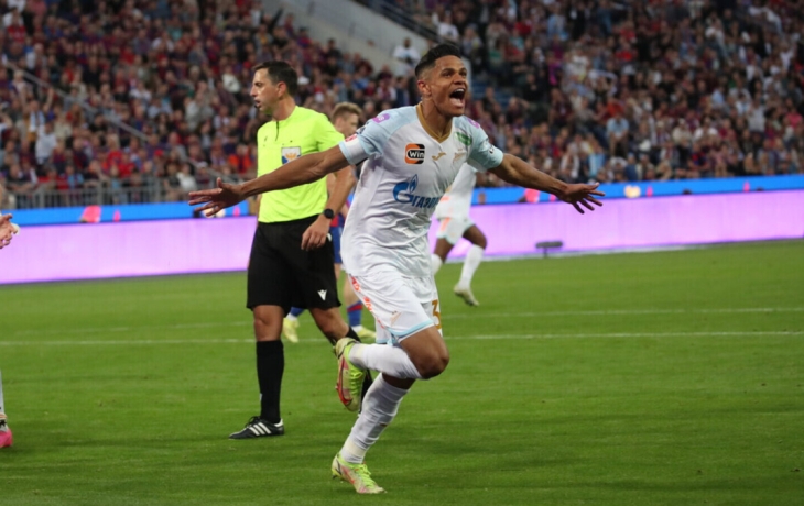 «Дуглас Сантос будет полезен сборной России, но сейчас его не надо дергать» — Смородская «Дуглас Сантос будет полезен сборной России, но сейчас его не надо дергать» — Смородская