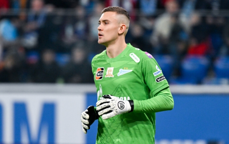 Вратарь махачкалинского «Динамо» Давид Волк назвал лучшего голкипера России Вратарь махачкалинского «Динамо» Давид Волк назвал лучшего голкипера России