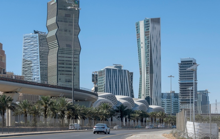 Зеленский анонсировал турне по странам Ближнего Востока