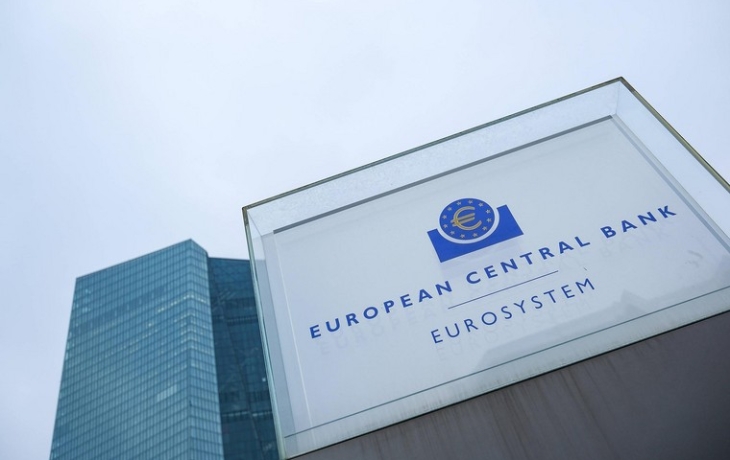 Европейский центробанк понизил три процентные ставки