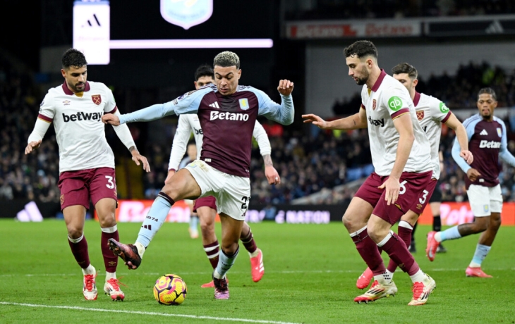 «Астон Вилла» сыграла вничью с «Вест Хэмом» в матче чемпионата Англии «Астон Вилла» сыграла вничью с «Вест Хэмом» в матче чемпионата Англии