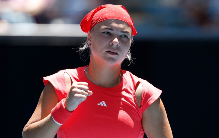 Россиянка Шнайдер проиграла Бенчич в матче третьего круга теннисного турнира в Индиан‑Уэллсе