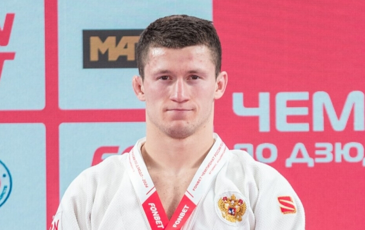 Сухопаров: «Стараюсь быть спокойным, перед схваткой слушаю AC/DC» Сухопаров: «Стараюсь быть спокойным, перед схваткой слушаю AC/DC»