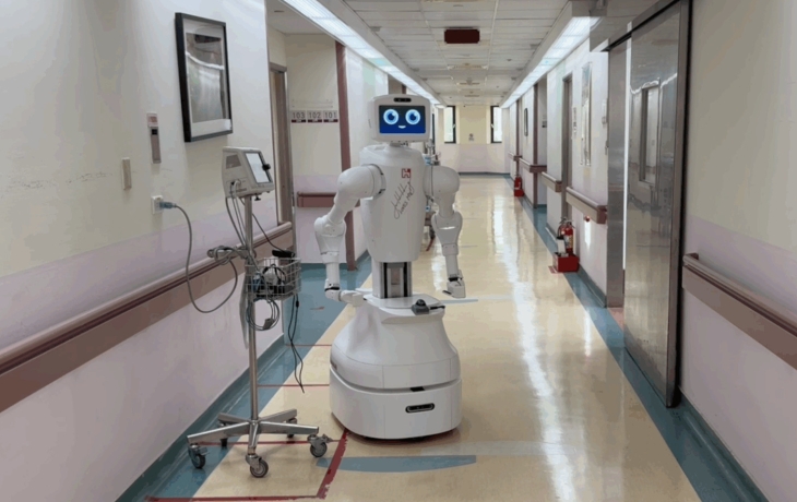 Робот-медбрат Nurabot начал работать в больнице Тайваня