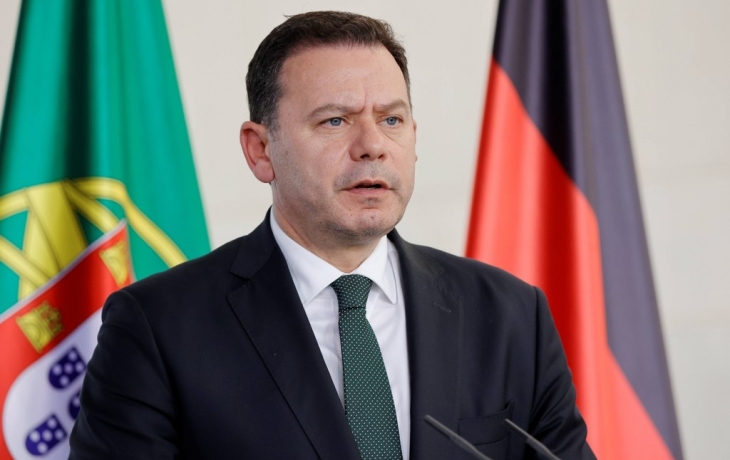 В Португалии оценили требование Трампа к НАТО увеличить военные расходы В Португалии оценили требование Трампа к НАТО увеличить военные расходы