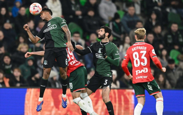 Ни одна из команд первой пятерки РПЛ не потеряла шансов на золото, считает Колыванов