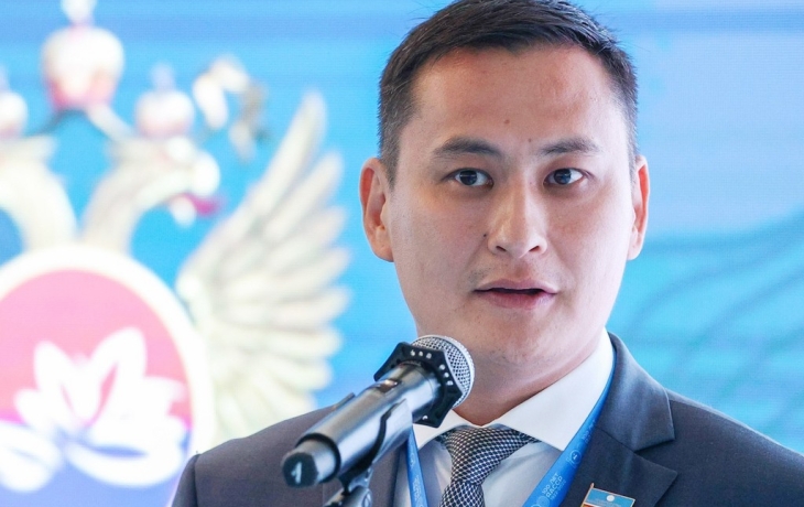 &laquo;Они покупают&raquo;: якутский министр похвалил бизнесменов за &laquo;продажу&raquo; снега