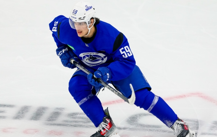 Российский защитник &laquo;Ванкувера&raquo; Кудрявцев дебютирует в НХЛ в матче против &laquo;Сан‑Хосе&raquo;