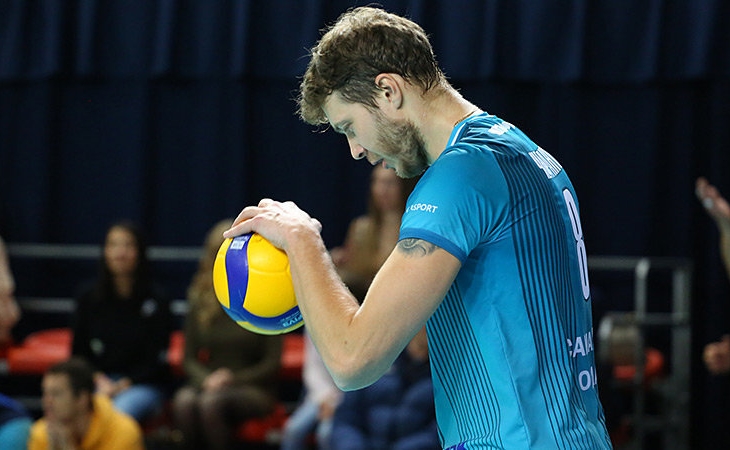 Волейболисты &laquo;Новы&raquo; проиграли в стартовом матче международного турнира в ОАЭ