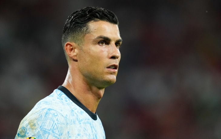 «Криштиану Роналду плакал в раздевалке из‑за слов Фергюсона» — Фердинанд «Криштиану Роналду плакал в раздевалке из‑за слов Фергюсона» — Фердинанд