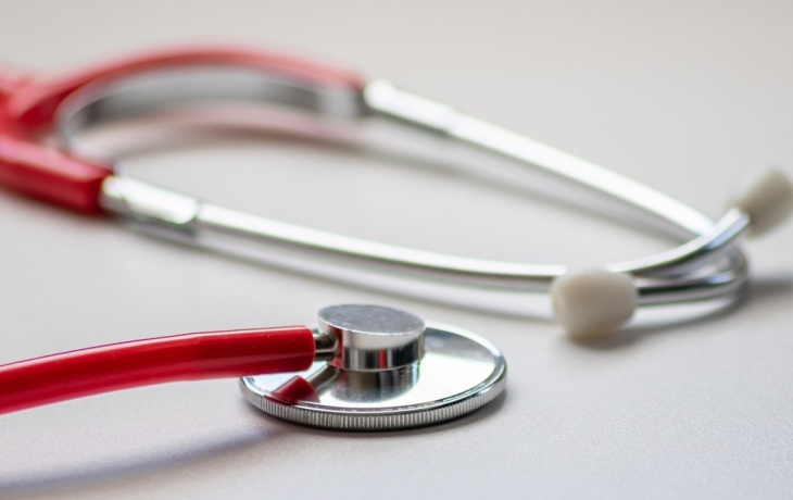 Врач уволился после скандальной победы в детском конкурсе