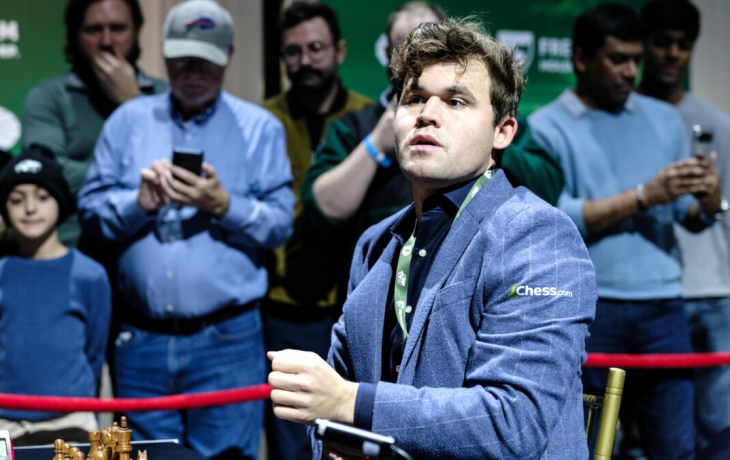 Джинсы Карлсена, из‑за которых его дисквалифицировал на ЧМ по рапиду, продали на аукционе