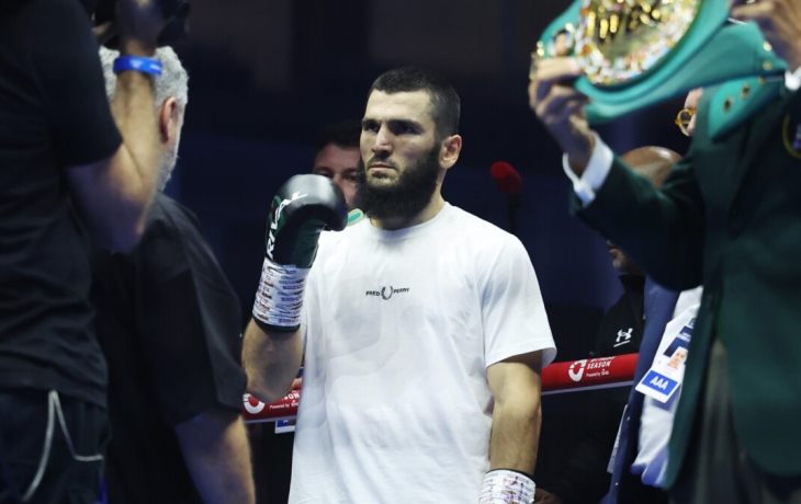 Батыргазиев и Муртазалиев назвали Бетербиева лучшим боксером 2024 года Батыргазиев и Муртазалиев назвали Бетербиева лучшим боксером 2024 года