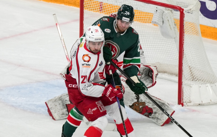 Дубль Барабанова помог &laquo;Ак Барсу&raquo; обыграть &laquo;Автомобилист&raquo; в матче КХЛ