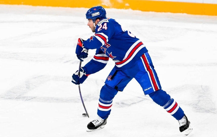 Де Анджело прошел обязательную процедуру драфта отказов в НХЛ и сможет играть за «Айлендерс» Де Анджело прошел обязательную процедуру драфта отказов в НХЛ и сможет играть за «Айлендерс»