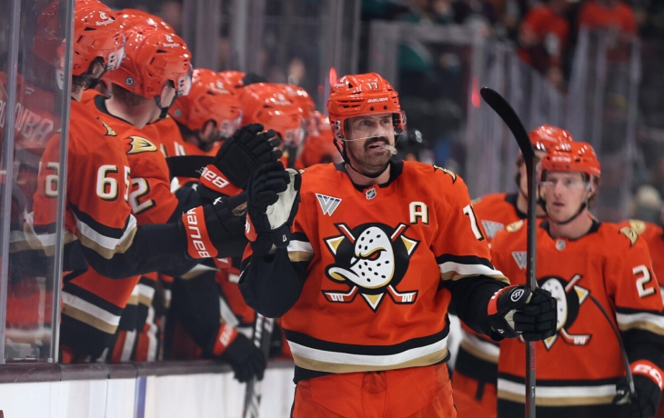 &laquo;Анахайм&raquo; обыграл &laquo;Рейнджерс&raquo; в матче НХЛ, Панарин набрал два очка