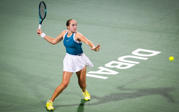 Мирра Андреева дебютирует в топ‑10 мирового рейтинга