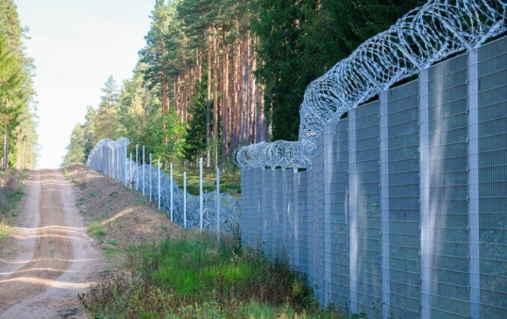 Латвия &laquo;по-английски&raquo; возобновила пропуск транспорта через &laquo;Патерниеки&raquo;