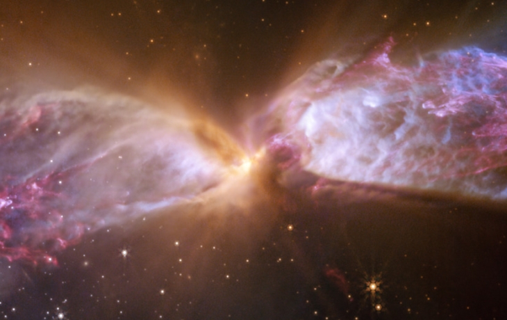 Телескоп «Уэбб» рассмотрел уникальные детали рождения двух звезд Телескоп «Уэбб» рассмотрел уникальные детали рождения двух звезд