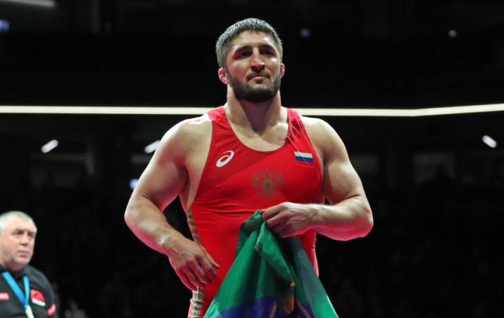 Борец Садулаев заявил, что надеется получить визу и выступить на чемпионате Европы в Словакии