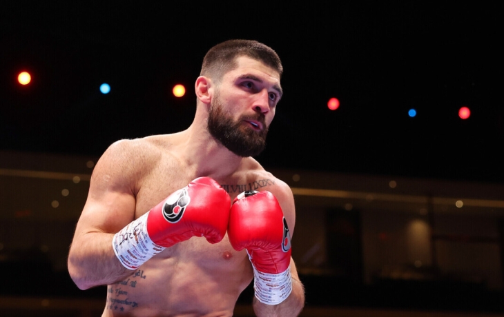 Магомед Курбанов: &laquo;Пока вижу, что на Тима Цзю работает его фамилия. На высоком уровне ему делать нечего. Снесу его за 4&ndash;5 раундов&raquo;