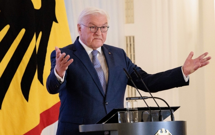 Президент Германии распустил парламент Президент Германии распустил парламент