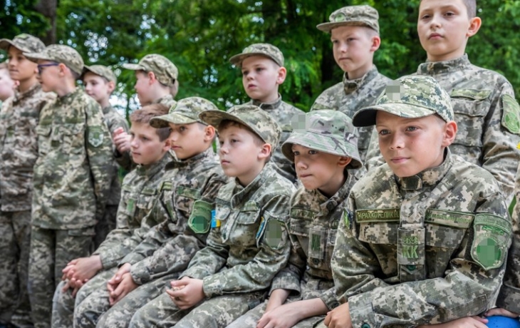 Инструктор ВСУ признался в вербовке детей в украинскую армию