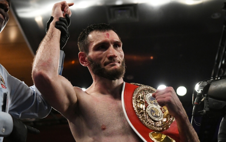 Чемпион IBF Муртазалиев: «Надеюсь вернуться в июне‑июле» Чемпион IBF Муртазалиев: «Надеюсь вернуться в июне‑июле»