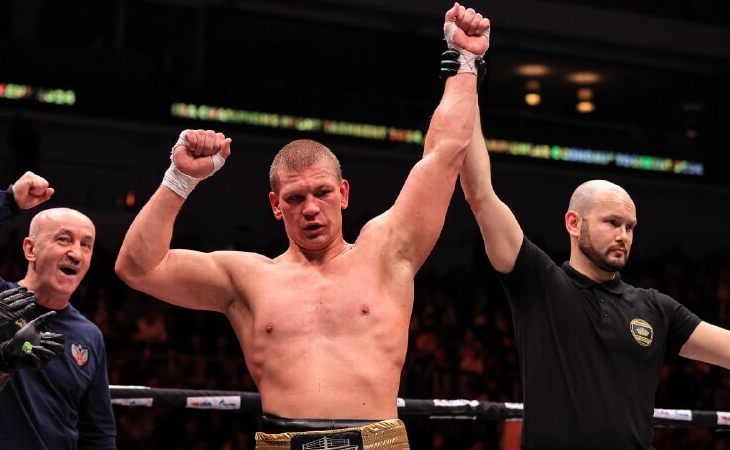 Российский боксер Сусленков победил бельгийца Муловайи и завоевал пояс IBF Europe в тяжелом весе