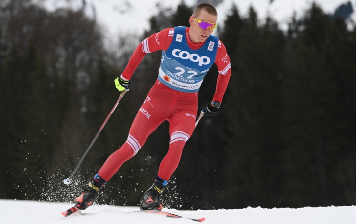 Трехкратный олимпийский чемпион Большунов выиграл лыжную гонку на 30 км в Италии