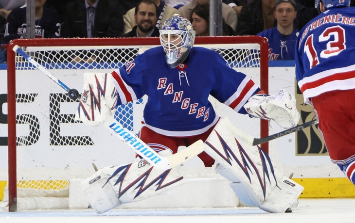 Шестеркин первым из российских вратарей отыграл три сухих матча в текущем сезоне НХЛ