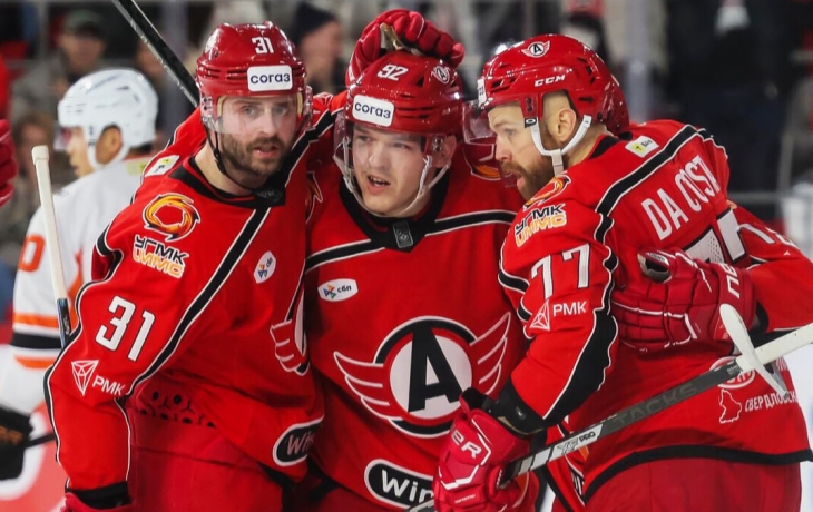 «На Востоке за попадание в топ‑4 будут бороться «Автомобилист», «Ак Барс», «Салават Юлаев» и «Металлург» «На Востоке за попадание в топ‑4 будут бороться «Автомобилист», «Ак Барс», «Салават Юлаев» и «Металлург»