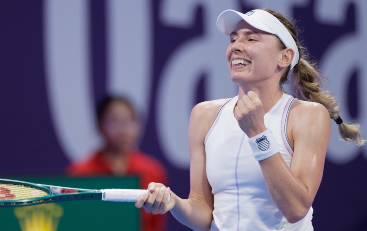 Александрова вышла в третий круг теннисного турнира в Чарльстоне, где сыграет против Шнайдер