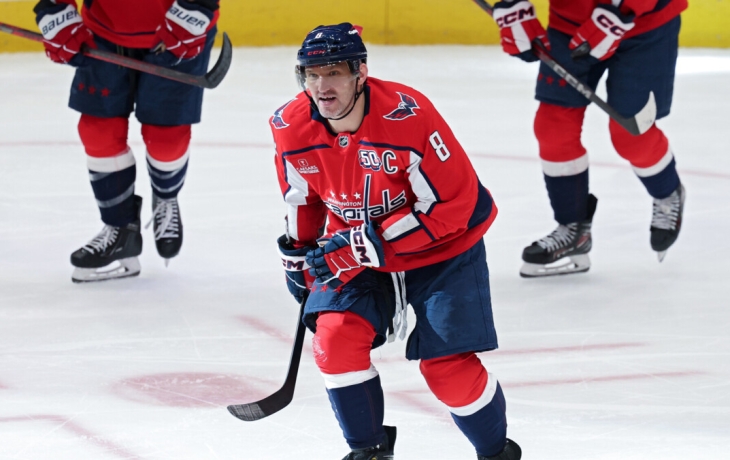 &laquo;За Овечкиным сейчас следят даже мои жена и родители&raquo; &mdash; хоккеист ЦСКА Каменев